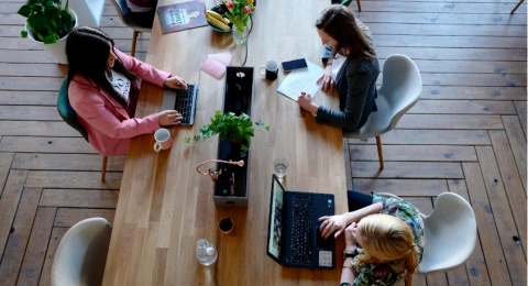 70% Perempuan Alami Kekerasan di Tempat Kerja, Ini Saatnya Benahi Sistem