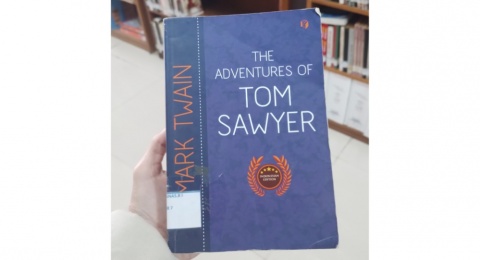 The Adventures of Tom Sawyer: Kenakalan yang Menghidupkan Masa Kecil