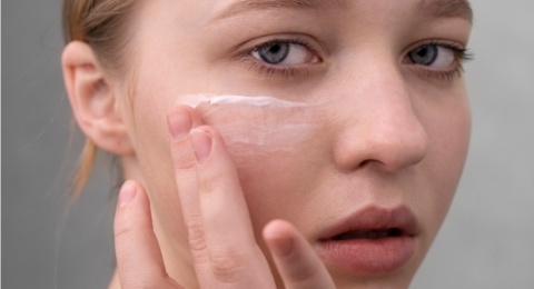 5 Pilihan Tinted Sunscreen Niacinamide Agar Kulit Makin Bersinar saat Lebaran