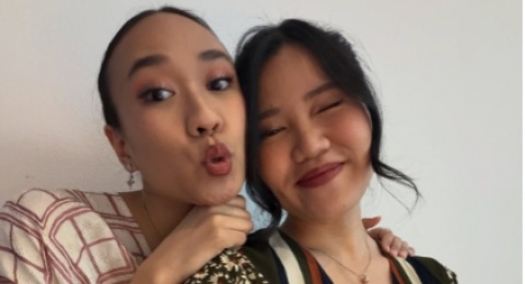 Lebih dari Harmoni Vokal: Bagaimana 'Shkidooshki' Menjadi Mata dan Jiwa Visual Konser Sal Priadi?