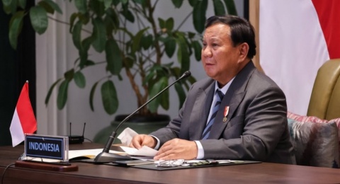 Indonesia Menuju Era Kendaraan Listrik: Antara Visi Besar dan Tantangan Nyata