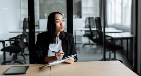 Post-Lebaran Syndrome pada Gen Z: Raga Udah di Kantor, Nyawa Masih di Kampung