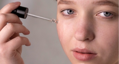 Bekas Jerawat Susah Hilang? Ini 4 Peeling Serum yang Bisa Jadi Solusi