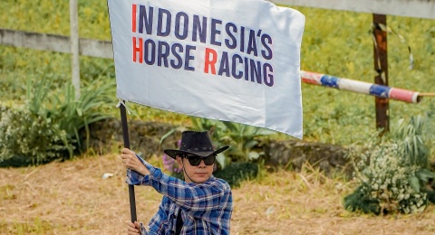 STY Hadir! Intip Keseruan Pacuan Kuda Triple Crown 2026 di Jogja Bareng 12 Ribu Penonton