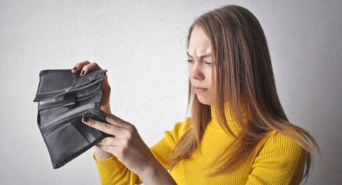 Buat Kaum dengan Upah Pas-pasan, Nabung dan Investasi Adalah Kemewahan