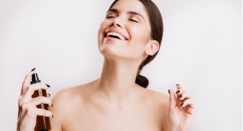 Rekomendasi Parfum Brand Lokal yang Cocok Dipakai Saat Berkebaya