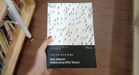 Seni Mengenal Diri Lewat Teman: Membaca Kita Adalah Siapa yang Kita Temui