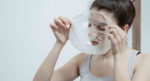 Wajah Glowing Instan! Ini Rahasia Eksfoliasi Lembut dengan Ekstrak Apel