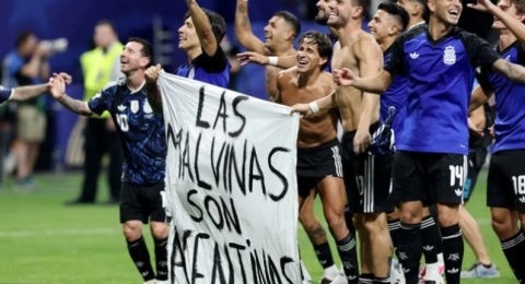 Selebrasi Argentina Picu Kontroversi, Apa Makna Spanduk Las Malvinas?