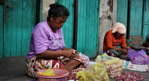 Kenapa Harus Melihat Orang Lain Menderita Dulu untuk Belajar Bersyukur?