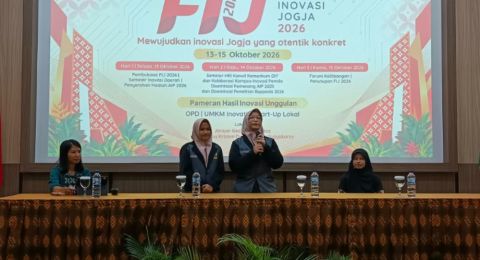 Pamerkan Inovasi, Dua Siswa SMP Presentasikan Inovasi Beras di FIJ 2026