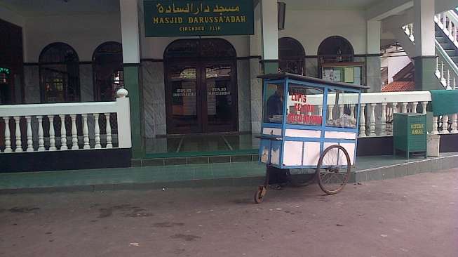 Guru Mengaji Cabuli Murid Diarak ke Polsek