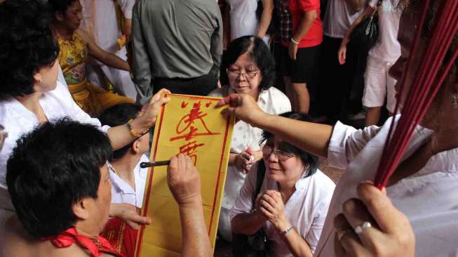 Cap Go Meh 2565 yang di laksanakan di Vihara Lo Cia Bio, Jalan Duri 1, Jakarta Pusat. Jumat (14/02). [MATAMATA/ Bowo Raharjo]
