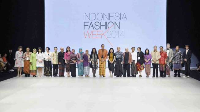 Indonesia Fashion Week 2014 Usung "Local and Green Movement"