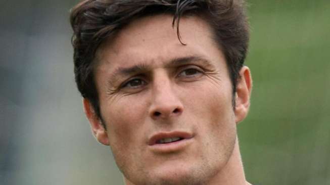 Zanetti Bantah Pindah ke Chelsea 