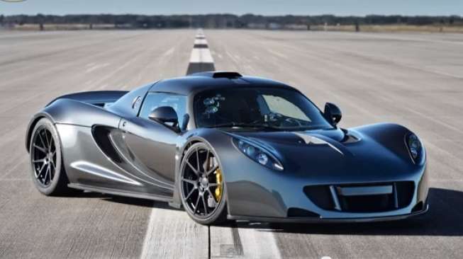 Hennessey Venom GT (youtube.com/ hpedesign)