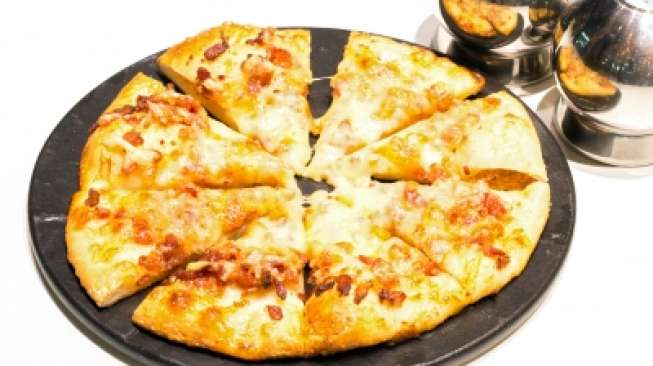Bercinta Dengan Pizza, Seorang Lelaki Mengeluhkan Penisnya Terbakar