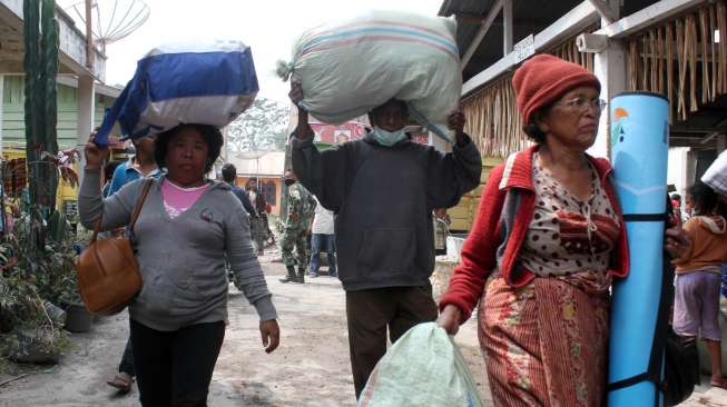 10 dari 44 Posko Pengungsi Sinabung Telah Kosong