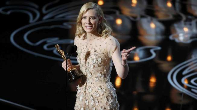 Menang Oscar, Cate Blanchett &quot;Threesome&quot;