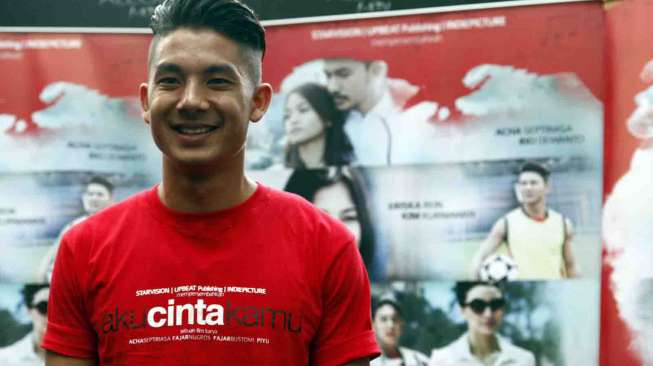 Martina Tesela di sela acara konferensi pers film 'Aku Cinta Kamu' di Epicentrum Kuningan, Jakarta, Selasa (4/3). [MATAMATA/Adrian Mahakam]