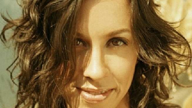 Alanis Morissette (sumber instagram@alanismorissette)