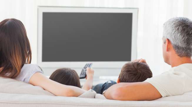 Lebih Sayang TV Dibanding Nyawa, Suami Istri Nyaris Tewas