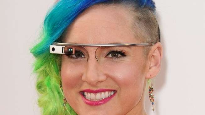 Kini, Pakai Google Glass Bisa Tahu Perasaan Lawan Bicara 