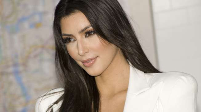 Wow, "Follower" Twitter Kim Kardashian Tembus 20 Juta