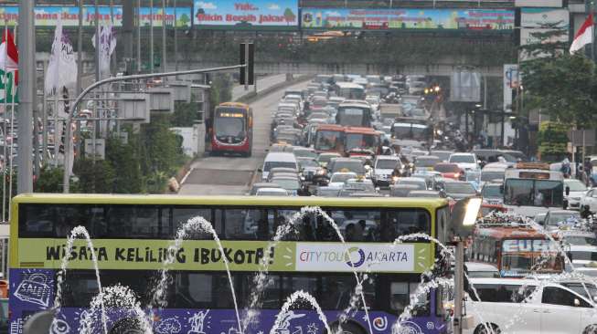 Hati-hati Terjebak Macet, Siang Ini Jakarta Diserbu Dua Demonstrasi 