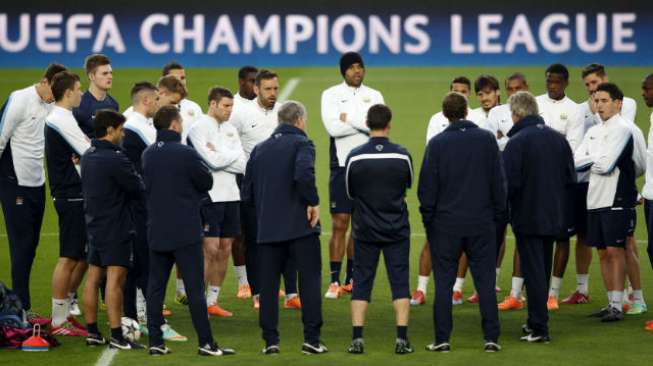 Barcelona Batu Sandungan Manchester City