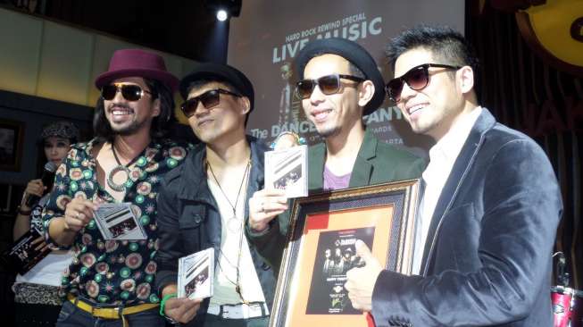 Single Album Baru "The Dance Company" Dirilis di Hongkong