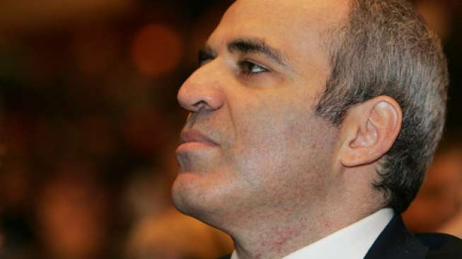 Dinilai Menghasut, Situs Grandmaster Catur Garry Kasparov Diblokir Rusia