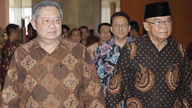 Presiden SBY menghadiri pertemuan silaturahmi dengan pimpinan lembaga-lembaga tinggi negara di Gedung MPR/DPR Jakarta, Kamis (20/3). [Rumgapres/Abror]