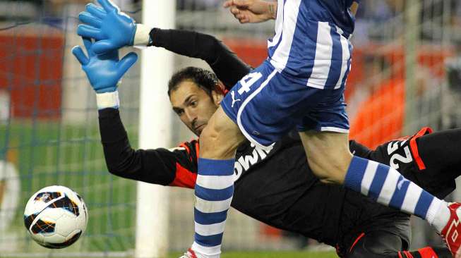 Kiper Real Madrid Diego Lopez, kiper yang paling sedikit kebobolan di liga Spanyol dari 11 pertandingan di tahun 2014. [sutterstock]