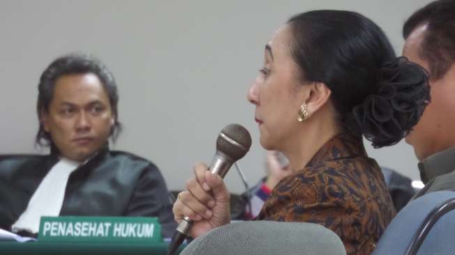 Jokowi Kantongi 3 Nama Pengganti Hakim Konstitusi Maria Farida