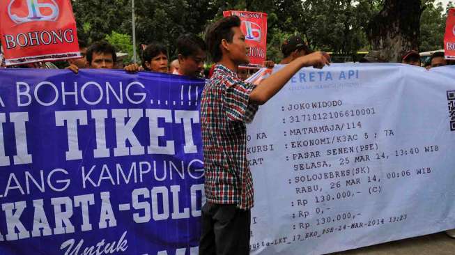 Demonstran Kasih Tiket KA, Jokowi Minta Tiket Pesawat Terbang