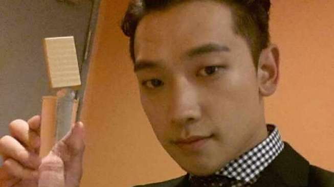 Rain Raih Penghargaan Artis Internasional Paling Berpengaruh