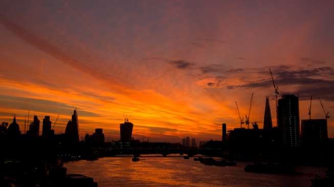 Menjaga Langit London dari Perusakan