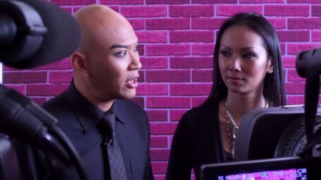 Demi Anak, Deddy Corbuzier Tunda Menikah