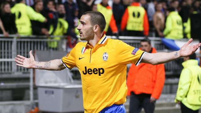 Pemain Juventus Leonardo Bonucci rayakan golnya ke gawang Lyon[Reuters/Robert Pratta]