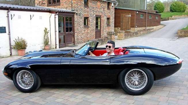 Inilah Mobil Keren Koleksi Terbaru Simon Cowell