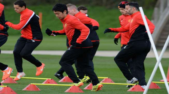 Sesi latihan Manchester United jelang leg II kontra Bayern Munchen[Reuters/Nigel Roddis]