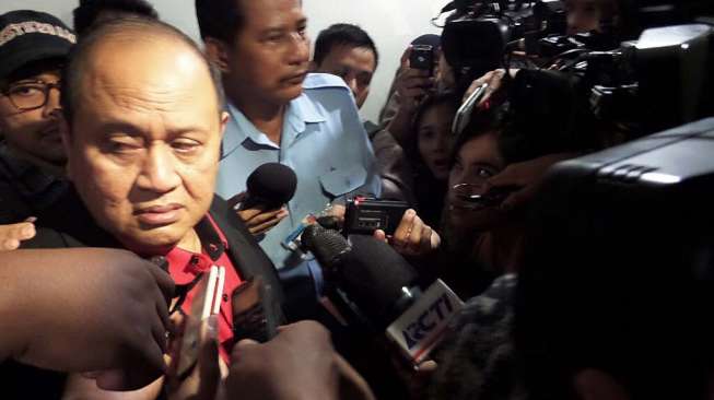 Emir Moeis Diingatkan KPK Segera Sampaikan LHKPN