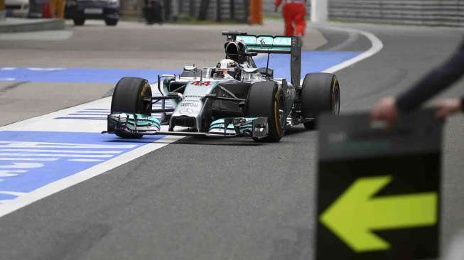 Hamilton Tercepat dalam Sesi Latihan Bebas GP Austria