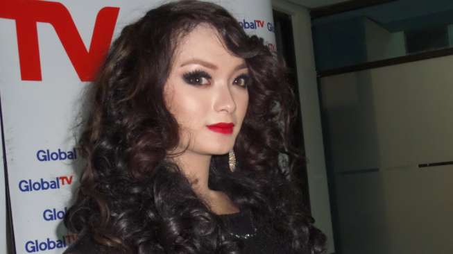 Elusan Ryan Bikin Zaskia Gotik Luluh