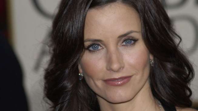 Inikah Pacar Baru Courteney Cox?