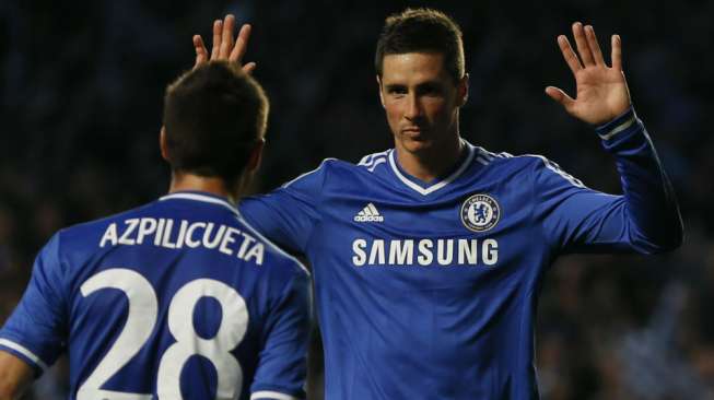 Ekspresi Fernando Torres (kanan) setelah mencetak gol ke gawang Atletico Madrid dan membuat  Chelsea lebih dulu memimpin 1-0 di Stamford Bridge.(Reuters/Stefan Wermuth) 