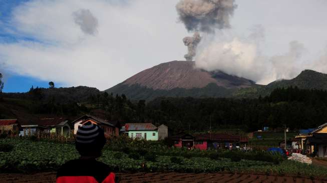 Status "Siaga" Slamet Tak Ganggu Proyek Panas Bumi