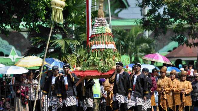 "Grebeg Suran Baturraden" Menjadi Daya Tarik Wisatawan