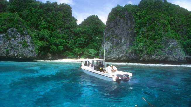 Tahun Ini Kementerian Pariwisata Bangun Pusat Selam di Raja Ampat